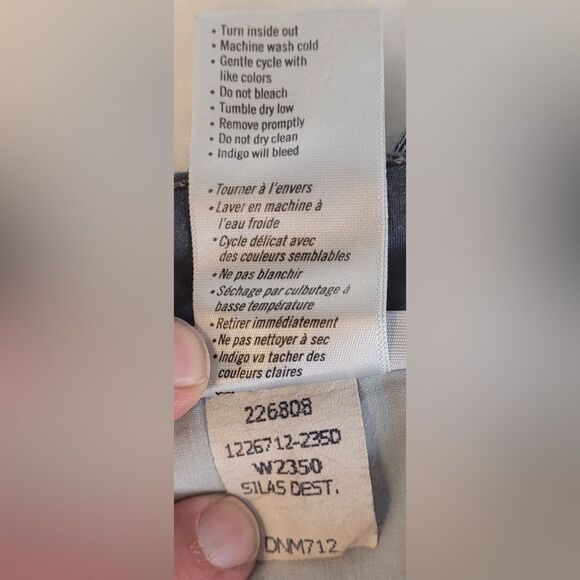 Paige Jimmy Jimmy Distressed Cuffed Denim Short Size 27 - Picture 14 of 15